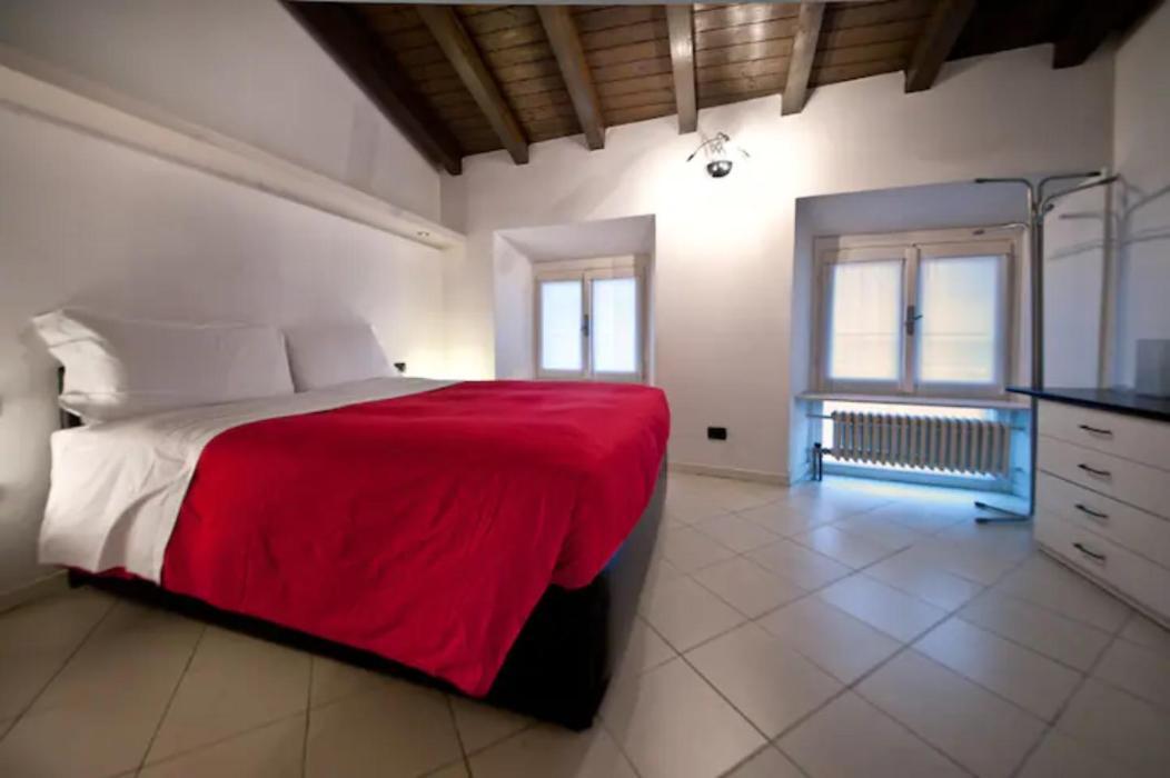 Appartement Cute And Cozy Centro Citta' à Bergame Extérieur photo