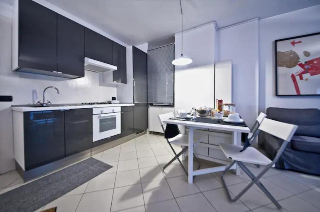 Appartement Cute And Cozy Centro Citta' à Bergame Extérieur photo